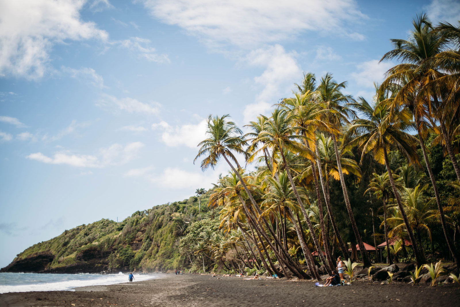 Plage de Grande Anse à Trois-Rivières – Un joyau sauvage face aux Saintes