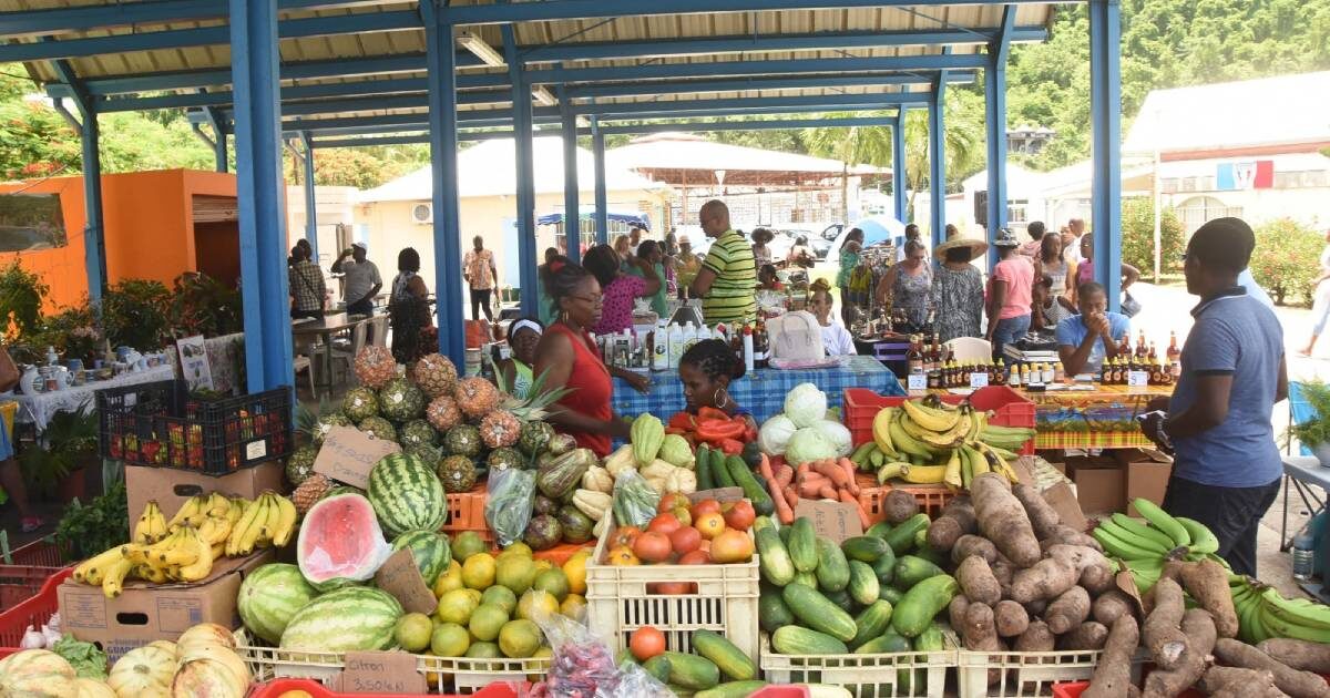 Marché de Bouillante